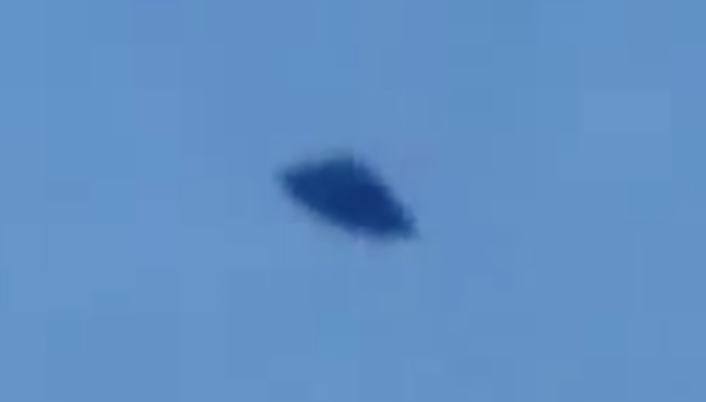 Dark Shadow-like Alien Entity Observed Hovering Over Missouri : The ...